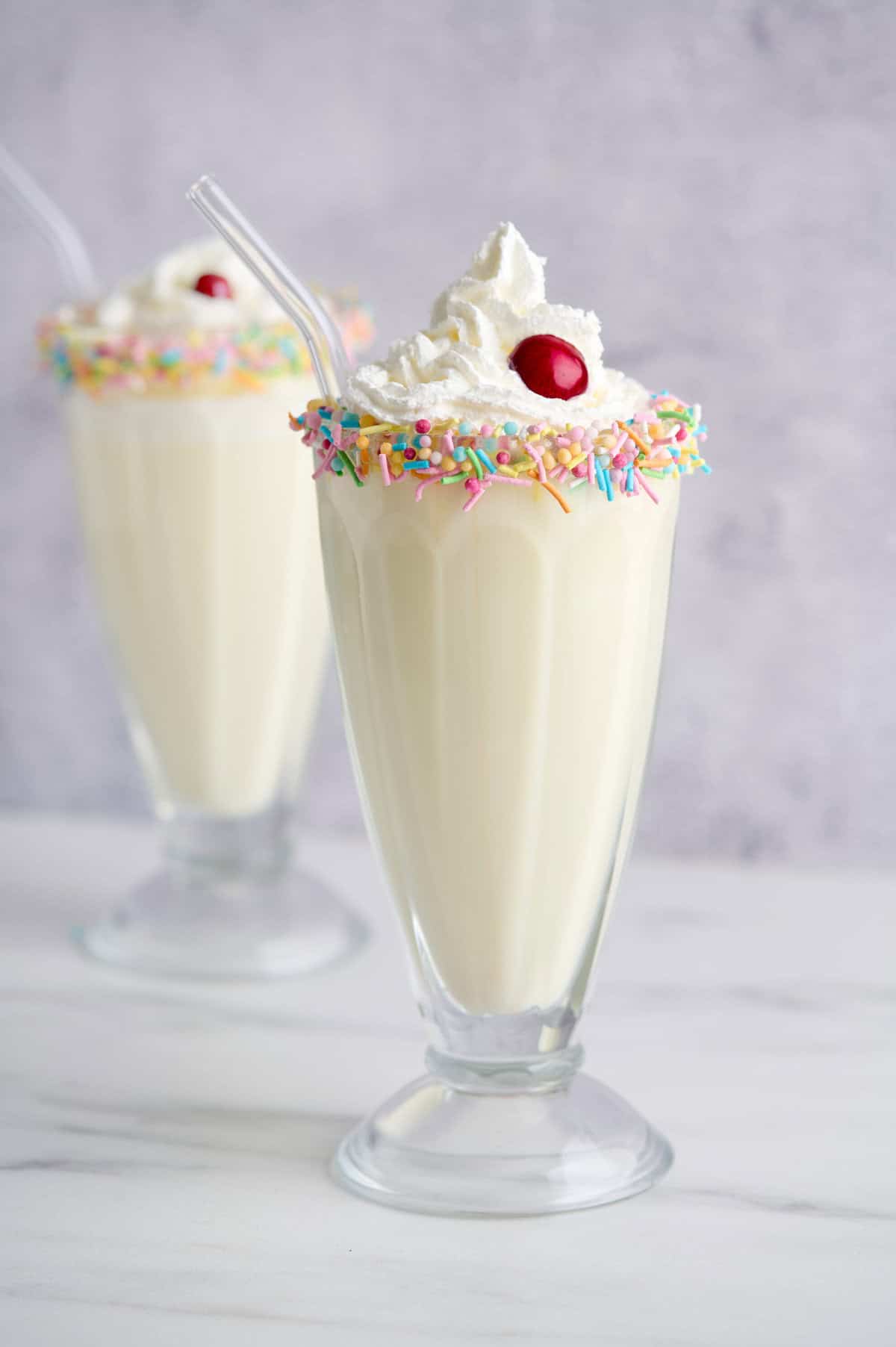 VANILLA MILKSHAKE